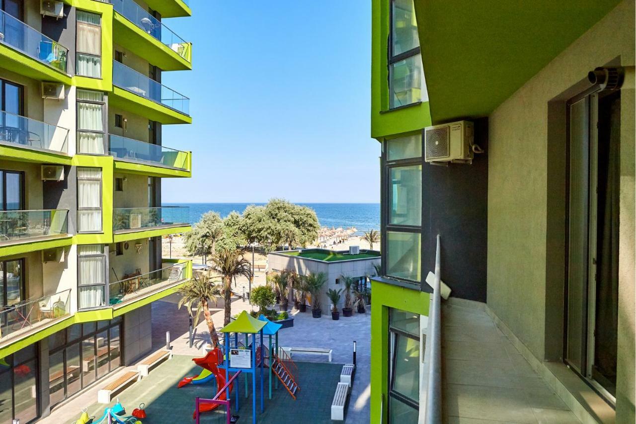 Deluxe Apartment Spa N Pools Beach Resort Năvodari Extérieur photo